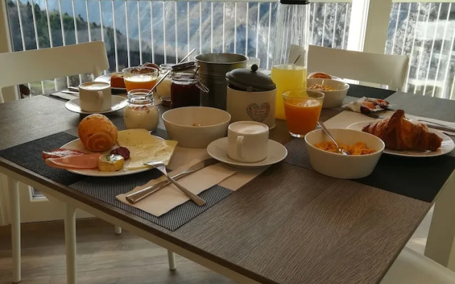 La Costa Bed & Breakfast
