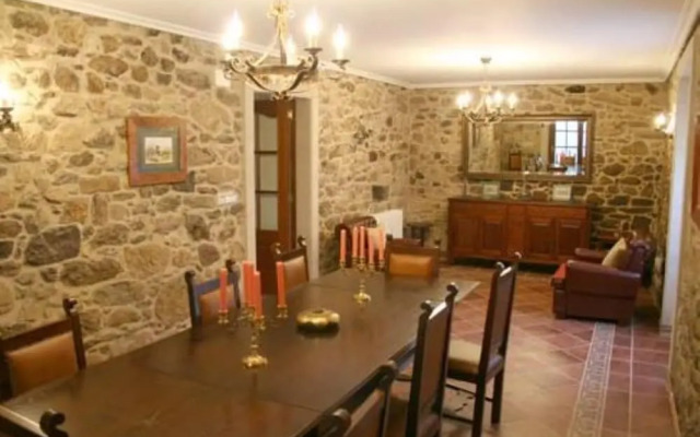 A Estrada 100126 6 Bedroom Holiday home By Mo Rentals