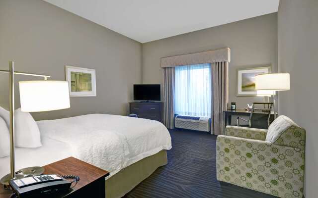 Hampton Inn & Suites Robbinsville