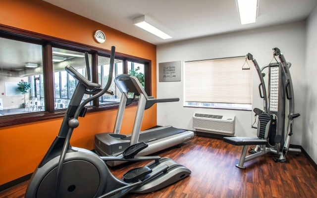 Comfort Suites Bloomington I-55 and I-74