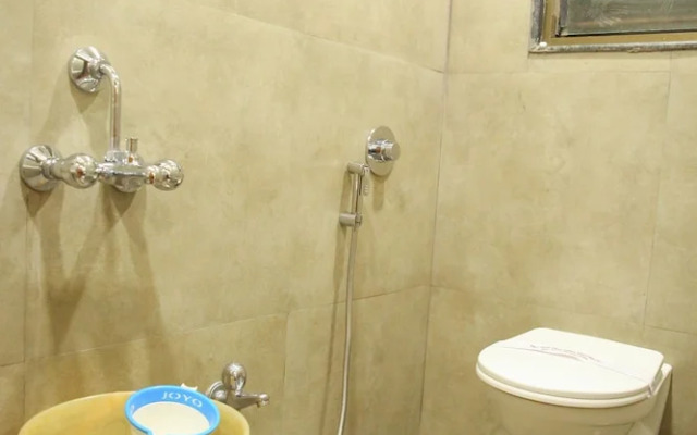 Hotel Madhuri Executive