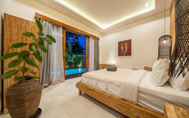 Dasha 2 Villa – Guest Rooms – Kerobokan Kelod