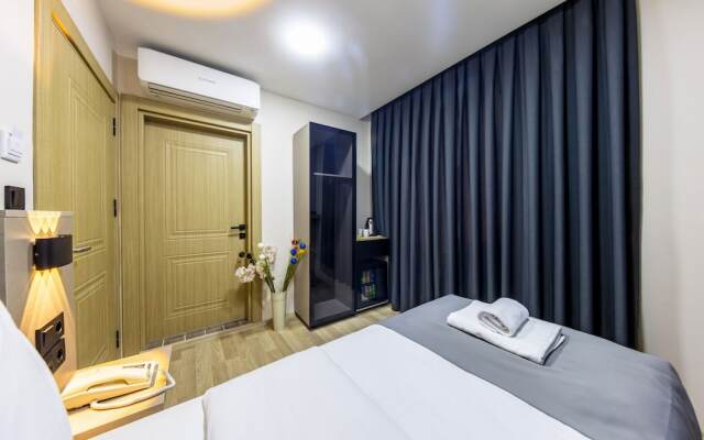 The Business Class Hotel