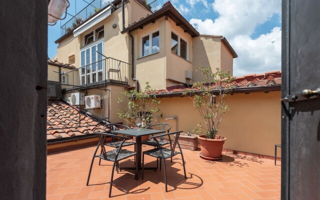 Guicciardini Suite Apartments