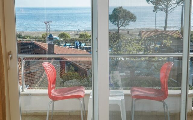 Aloria Garden Hotel