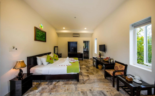 Lucky Leaf Villa