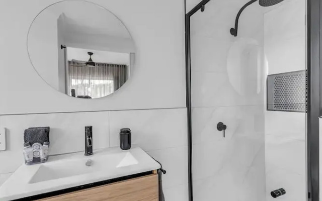 The Palms Apartments