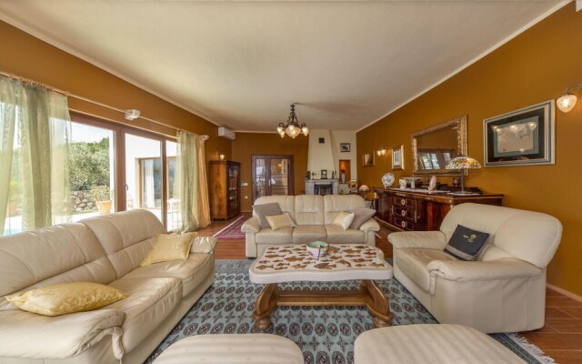 Stunning Home in Kostrena With Sauna, Wifi and 4 Bedrooms