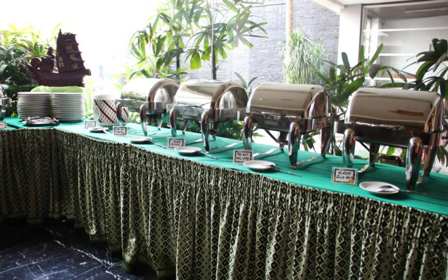 New Grand Park Hotel