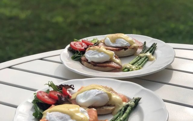 The Lake House Bed & Breakfast