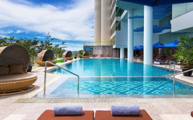 Le Hotel Kota Kinabalu