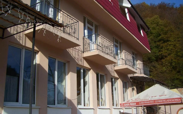 Guest House Smerichka