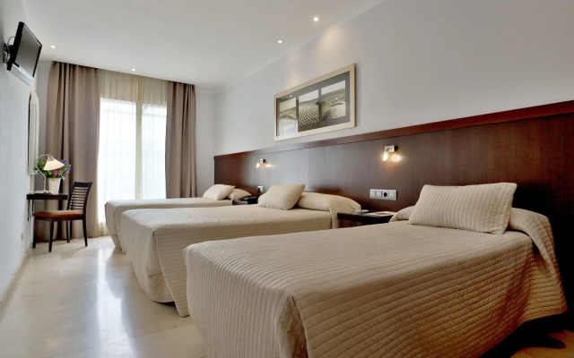 Oasis Cordoba Hotel