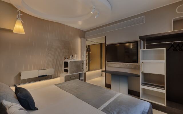 Port Tower by Isrotel Design