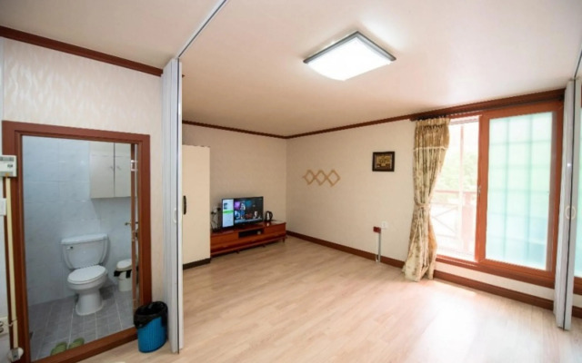 Gwangyang Polaris Pension