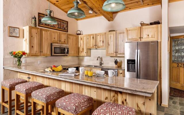 Deluxe Three Bedroom - Aspen Alps 209