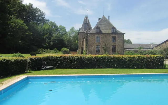 Castle Bodeux With Private Pool and Sauna