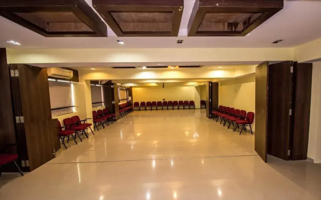 OYO Rooms Sola Bridge SG Highway