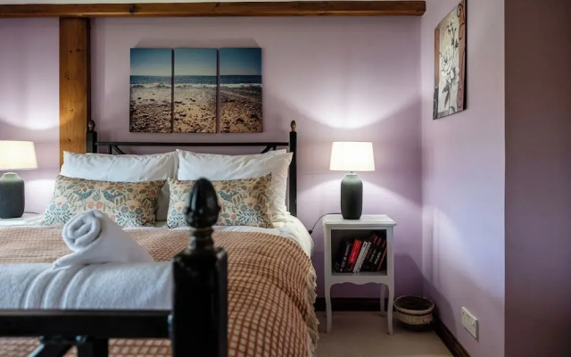 The Threshing Barn-Stunning 5 BD Retreat