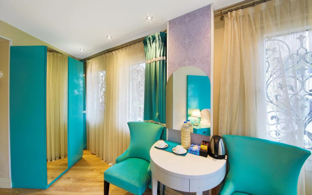 Katelya Hotel