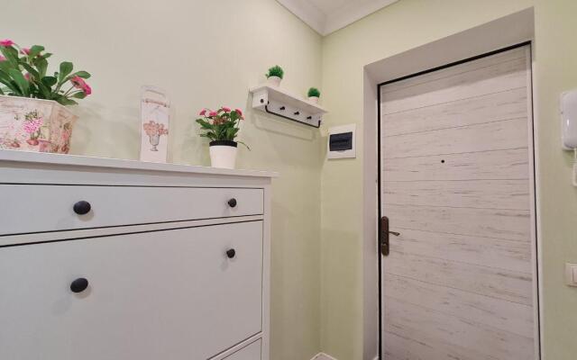 Sutki26 on Kuznechnaya Street