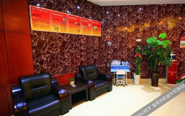 Yahong Business Hotel