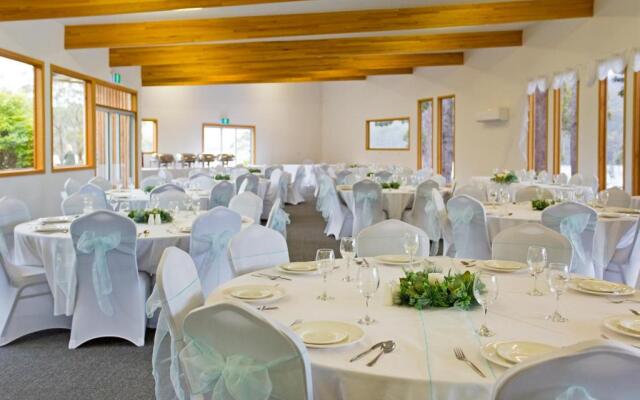 Tullah Lakeside Lodge