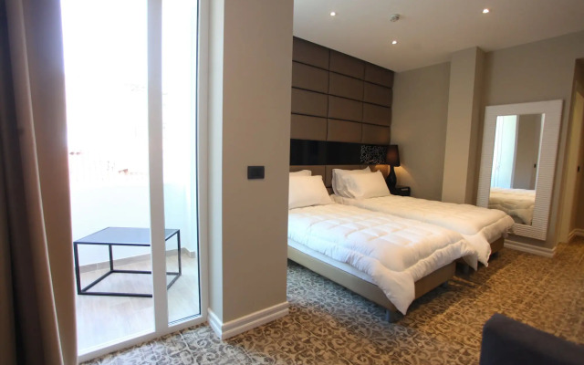 Senator Hotel