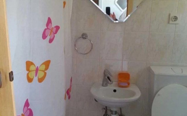 Fran - Only 150m From Beach - A2