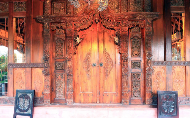 Mekar Sari Villas