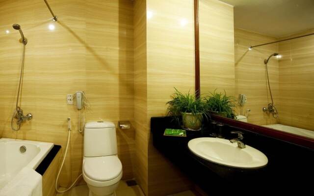 Bamboo Green Central Hotel