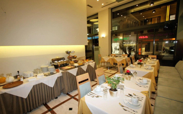Morfeas Hotel