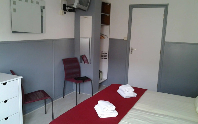 Hotel Dupuis