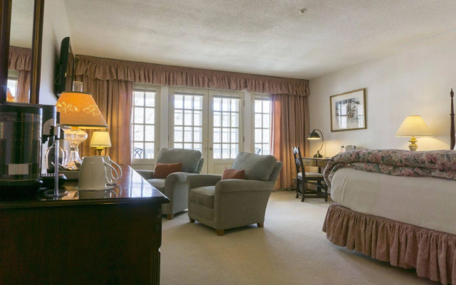 The Inn at Sawmill Farm