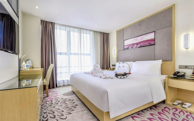 Lavande Hotel·Zigong Tanmulin Lantern Park