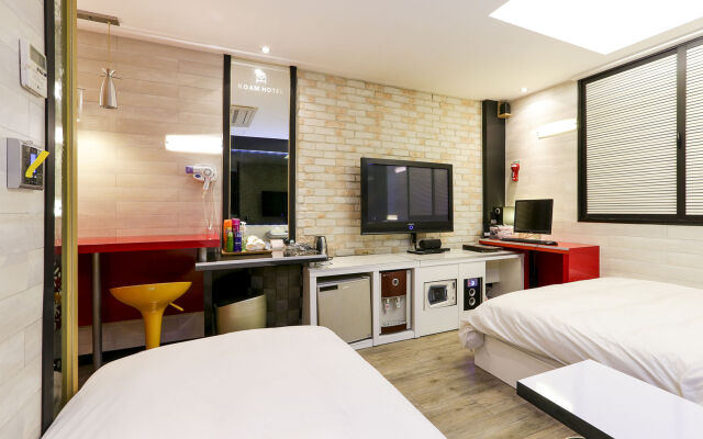 Koam Tourist Hotel