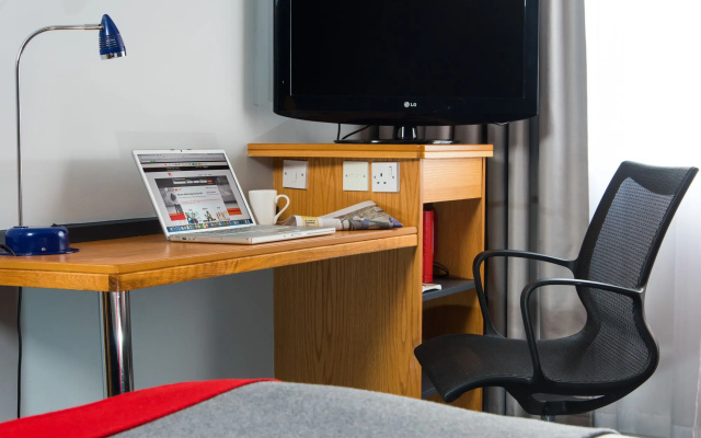 Holiday Inn Express Derby Pride Park by IHG