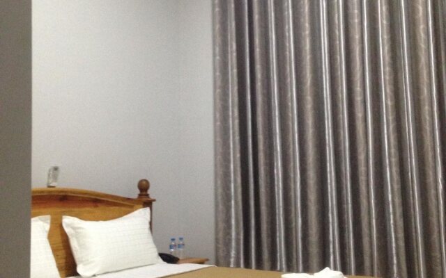 Golden Guest Hotel