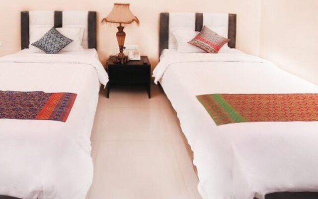 Raz Hotel and Convention