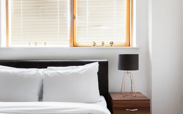 Platinum Apartment next to London Bridge 9995