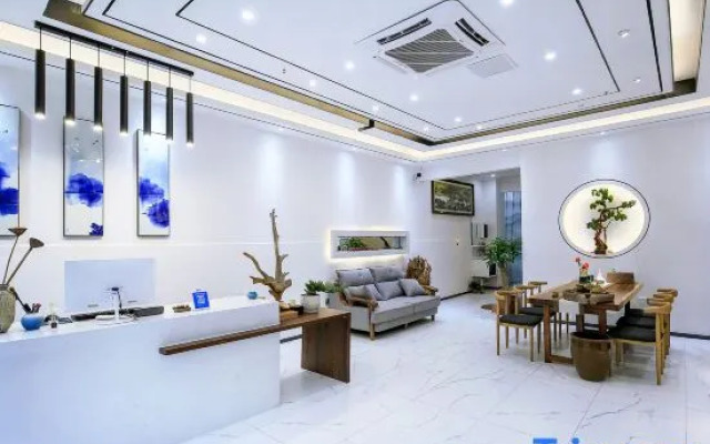 Yangshuo Zhoujia Xiaoyuan Homestay (Songcheng Qiangu Scenery Area Shop)