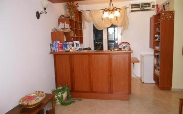 Iliopetra Rooms