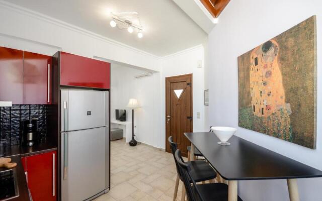 Naxos Center Houses