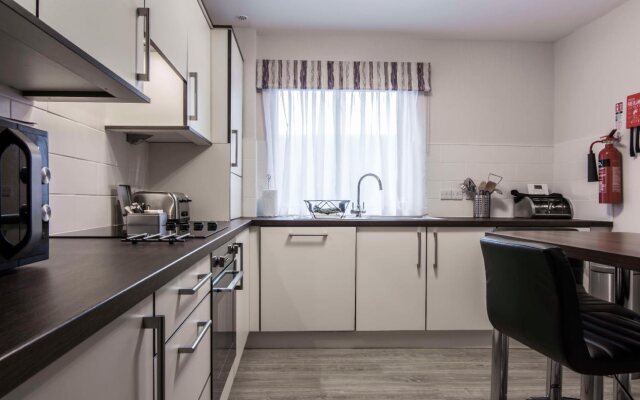 The Knight Residence Apartments by Mansley