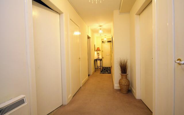 Silver Lining - St Patrick Sq Apartment