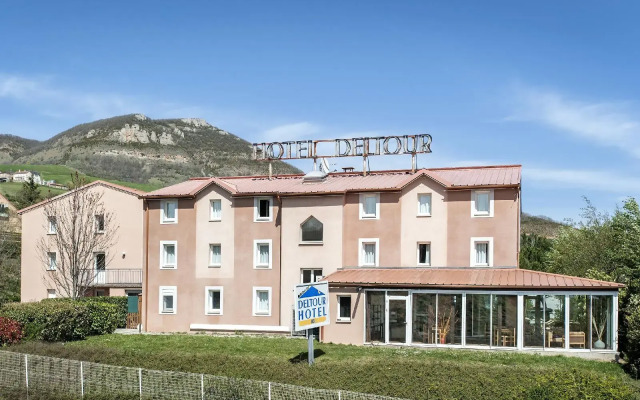 Brit Hotel Essentiel Millau