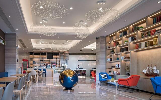 Kyriad Marvelous Hotel·Foshan International Convention and Exhibition Center