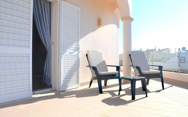 Villa Barros by GalanteVasques