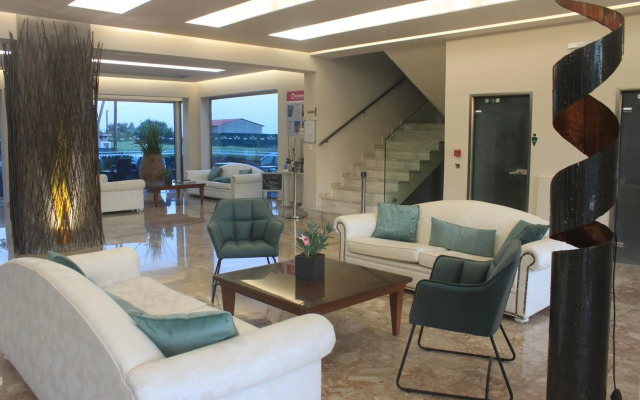 Vallian Village Hotel