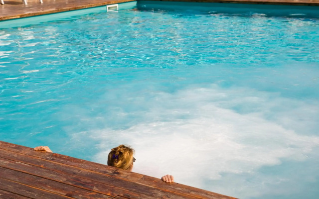 Mayola Hotel